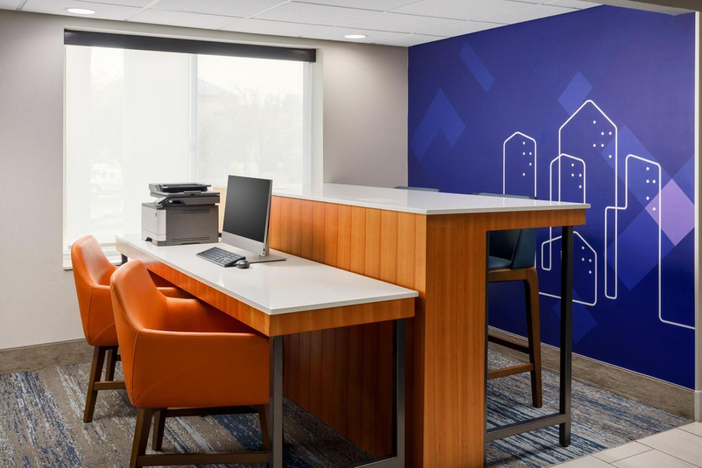 Holiday Inn Express Irondequoit By Ihg Rochester Exterior photo
